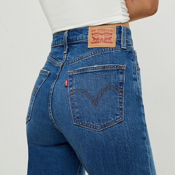 LEVI'S RIBCAGE STRAIGHT ANKLE JEANS - Picture 8 of 11